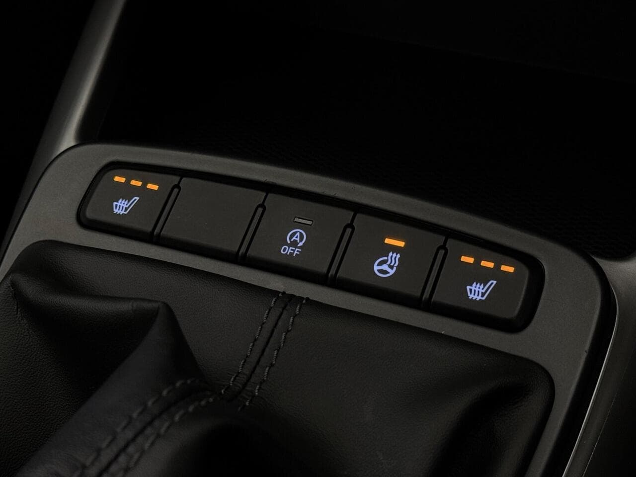 Hyundai i10 thumbnail Misc Controls