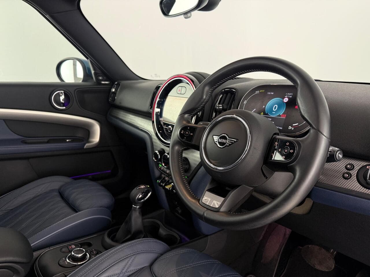 MINI Countryman thumbnail Interior Front