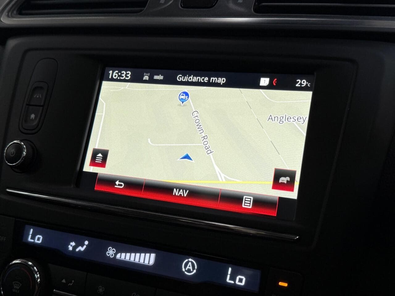Renault Kadjar thumbnail Infotainment System