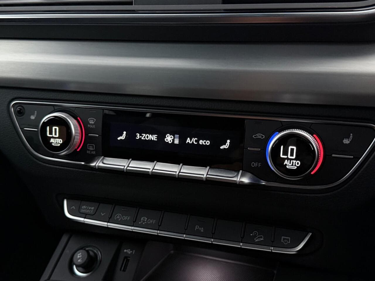 Audi Q5 thumbnail Misc Controls