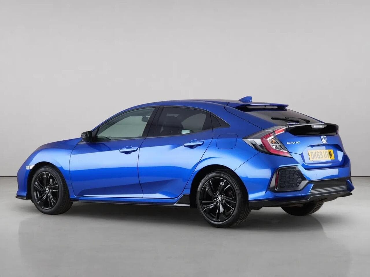 Honda Civic thumbnail Rear Left