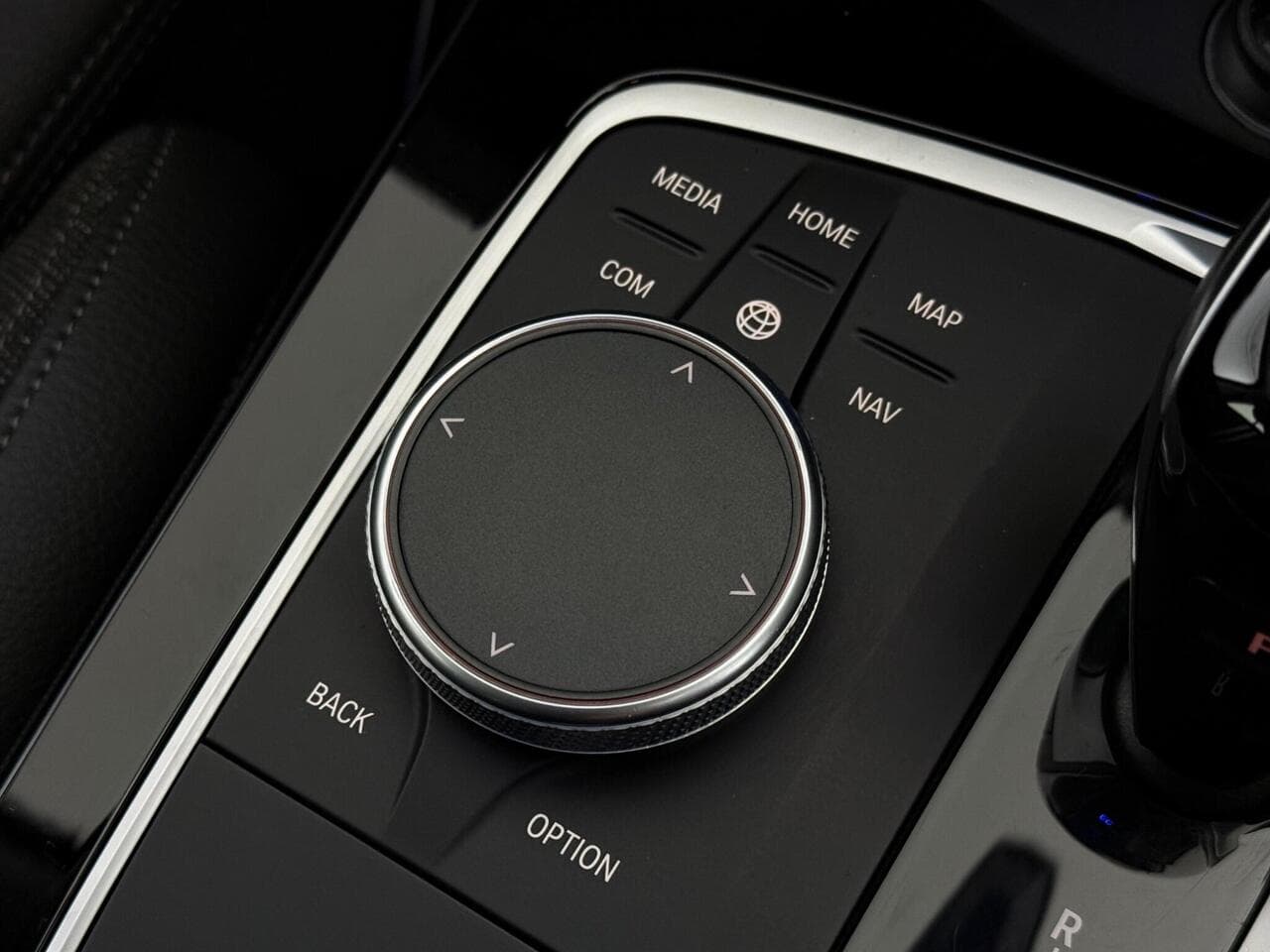 BMW 1 Series thumbnail Misc Controls