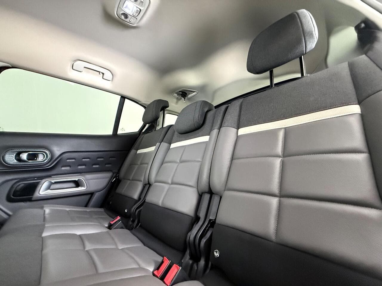 Citroen C5 Aircross thumbnail Seats Rear