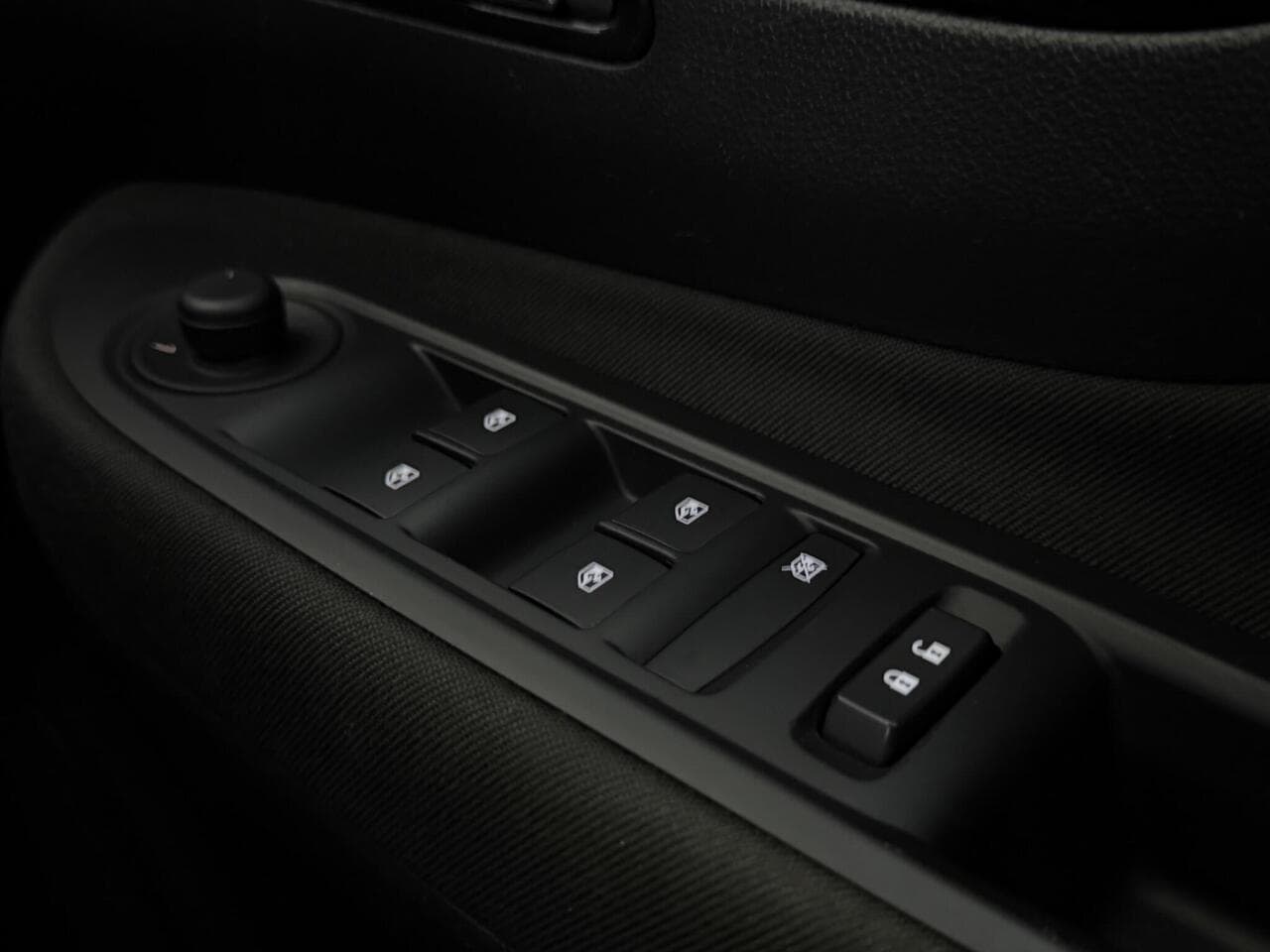Vauxhall Mokka X thumbnail Misc Controls