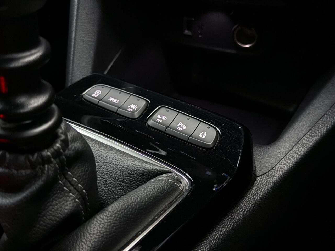 Vauxhall Mokka thumbnail Misc Controls
