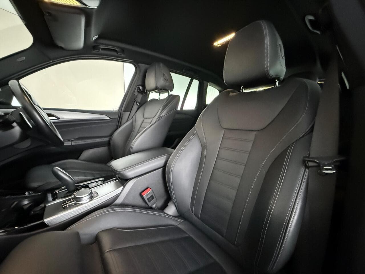 BMW X3 thumbnail Seat Front Passenger