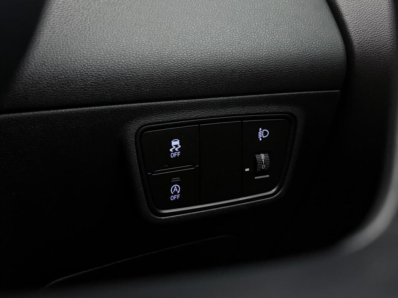 Hyundai TUCSON thumbnail Misc Controls