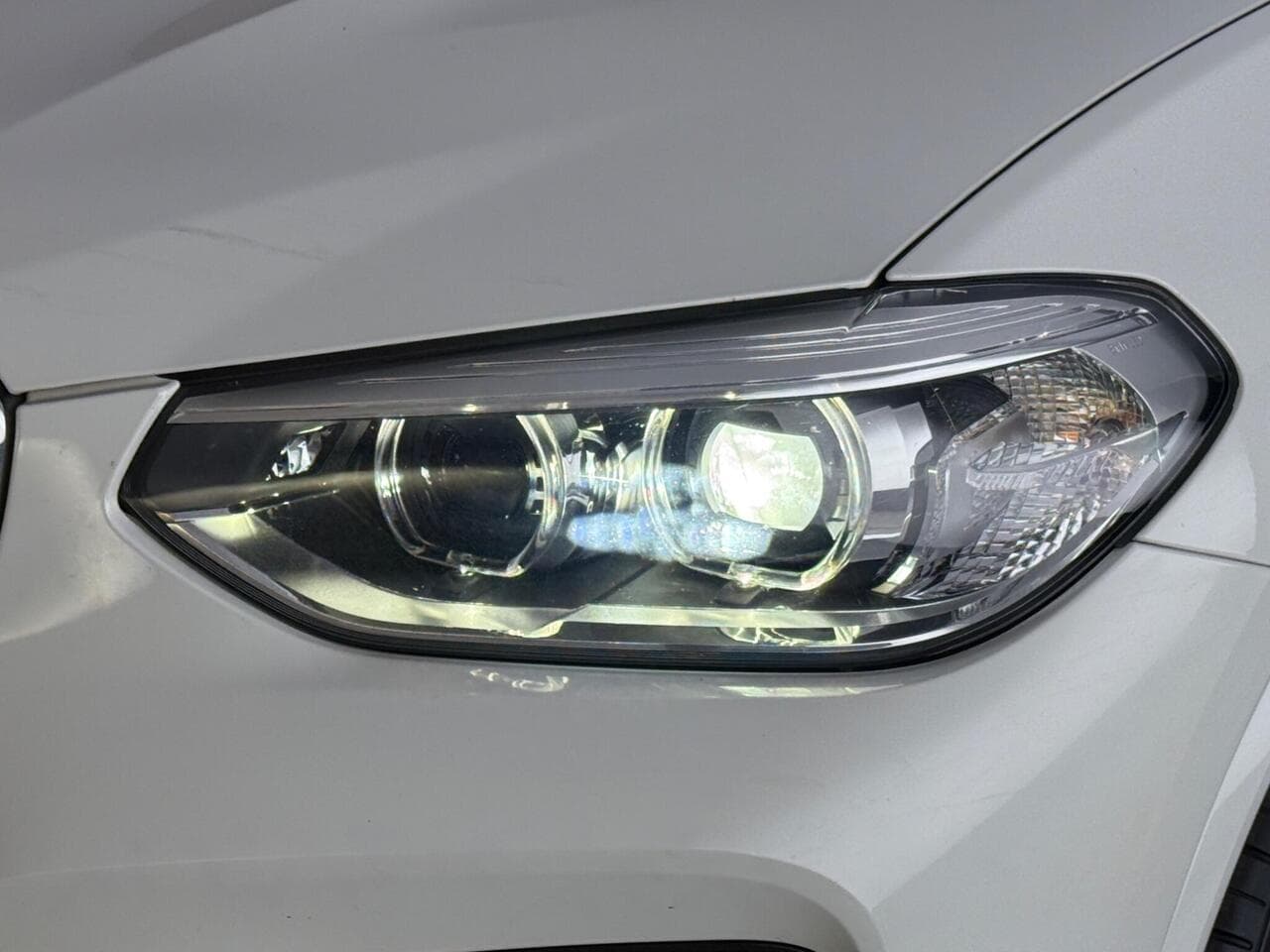BMW X3 thumbnail Lights Front