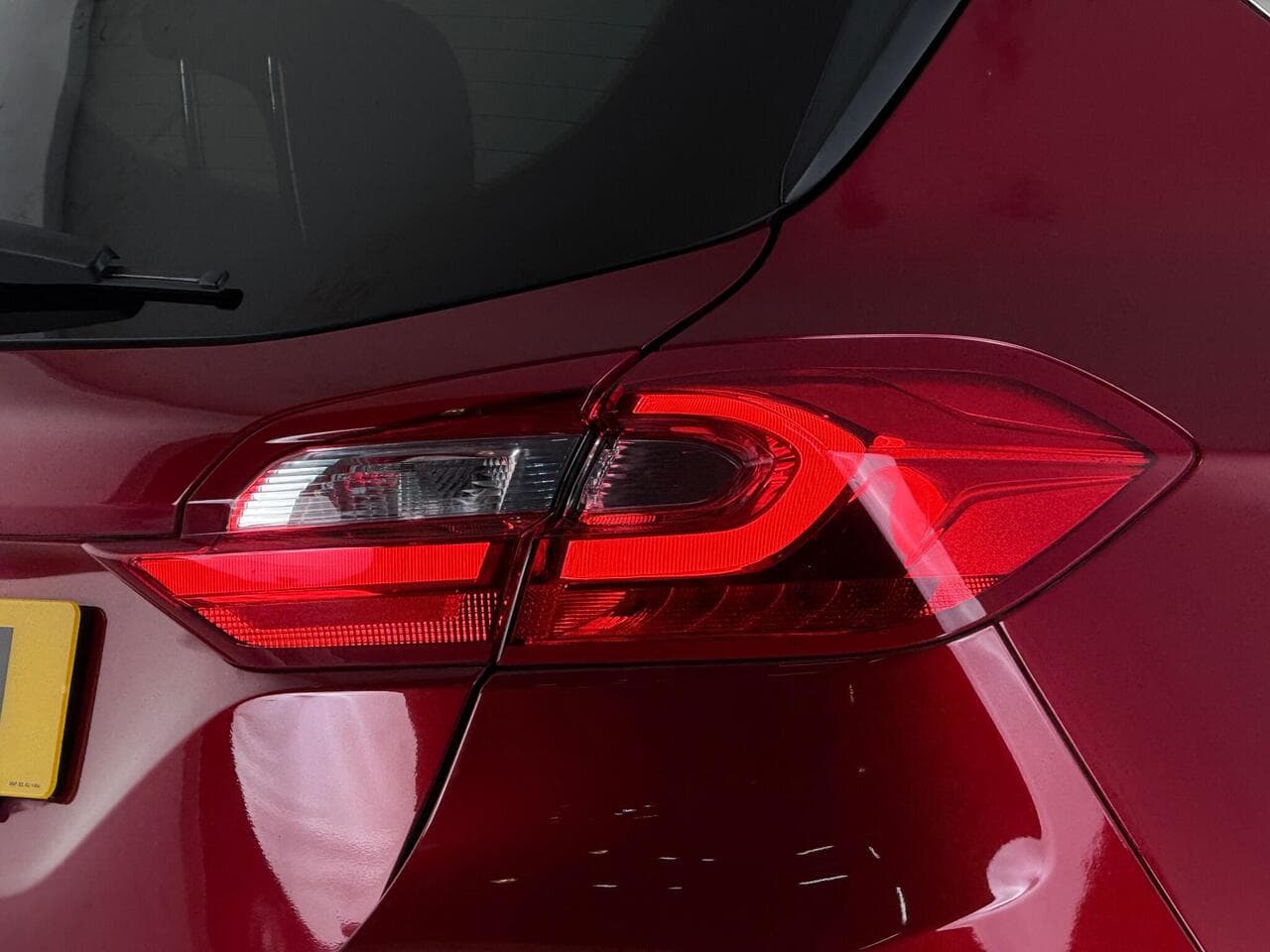 Ford Fiesta thumbnail Lights Rear