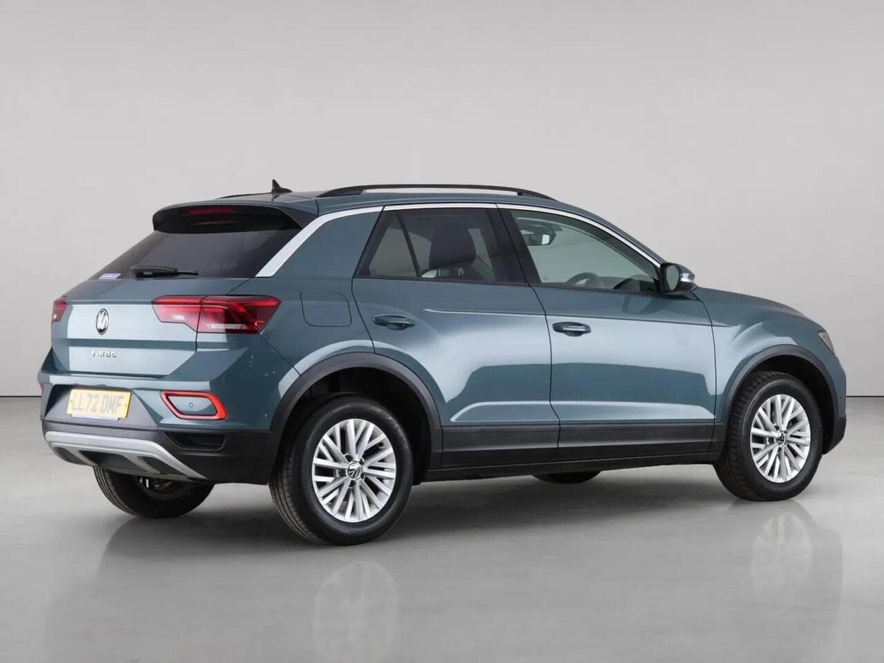 Volkswagen T-Roc thumbnail Side Right