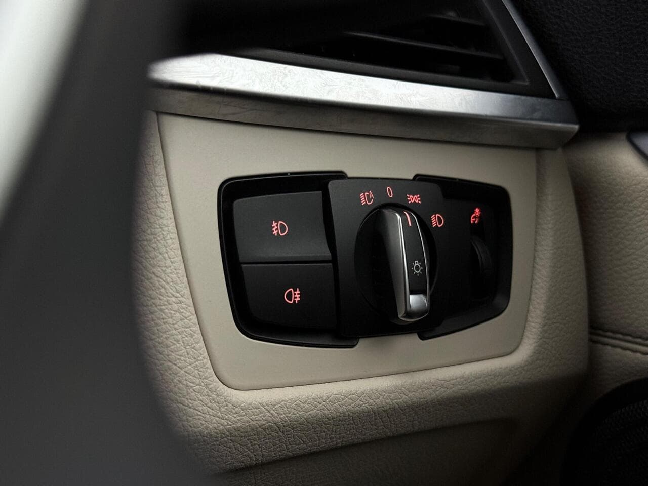 BMW 4 Series Gran Coupe thumbnail Misc Controls