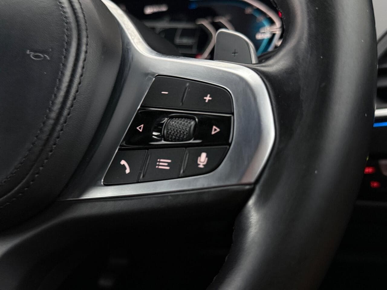 BMW 3 Series thumbnail Misc Controls