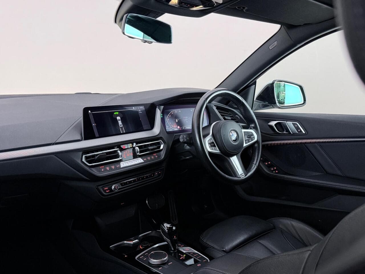 BMW 2 Series Gran Coupe thumbnail Interior Front