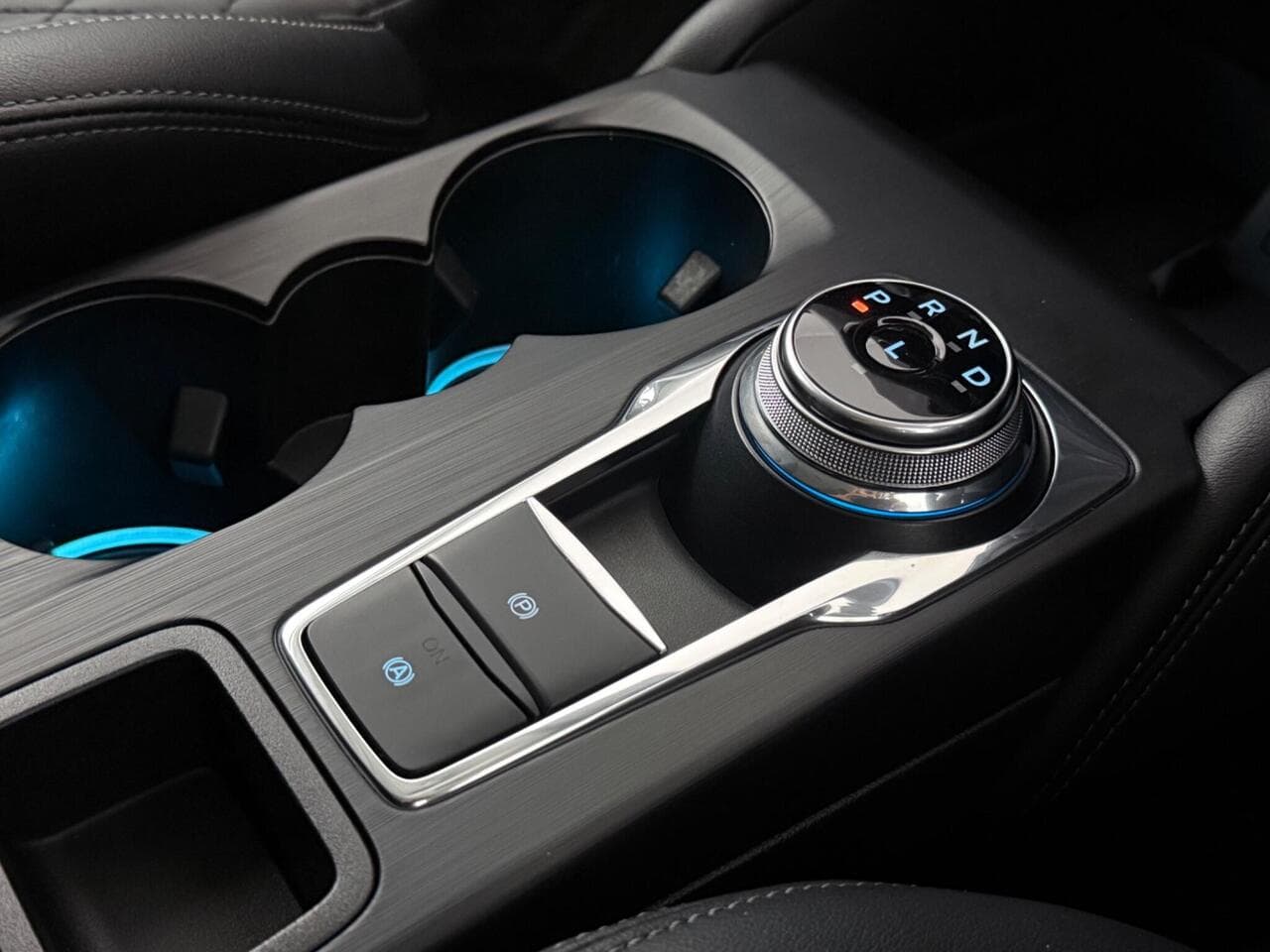 Ford Focus thumbnail Misc Controls