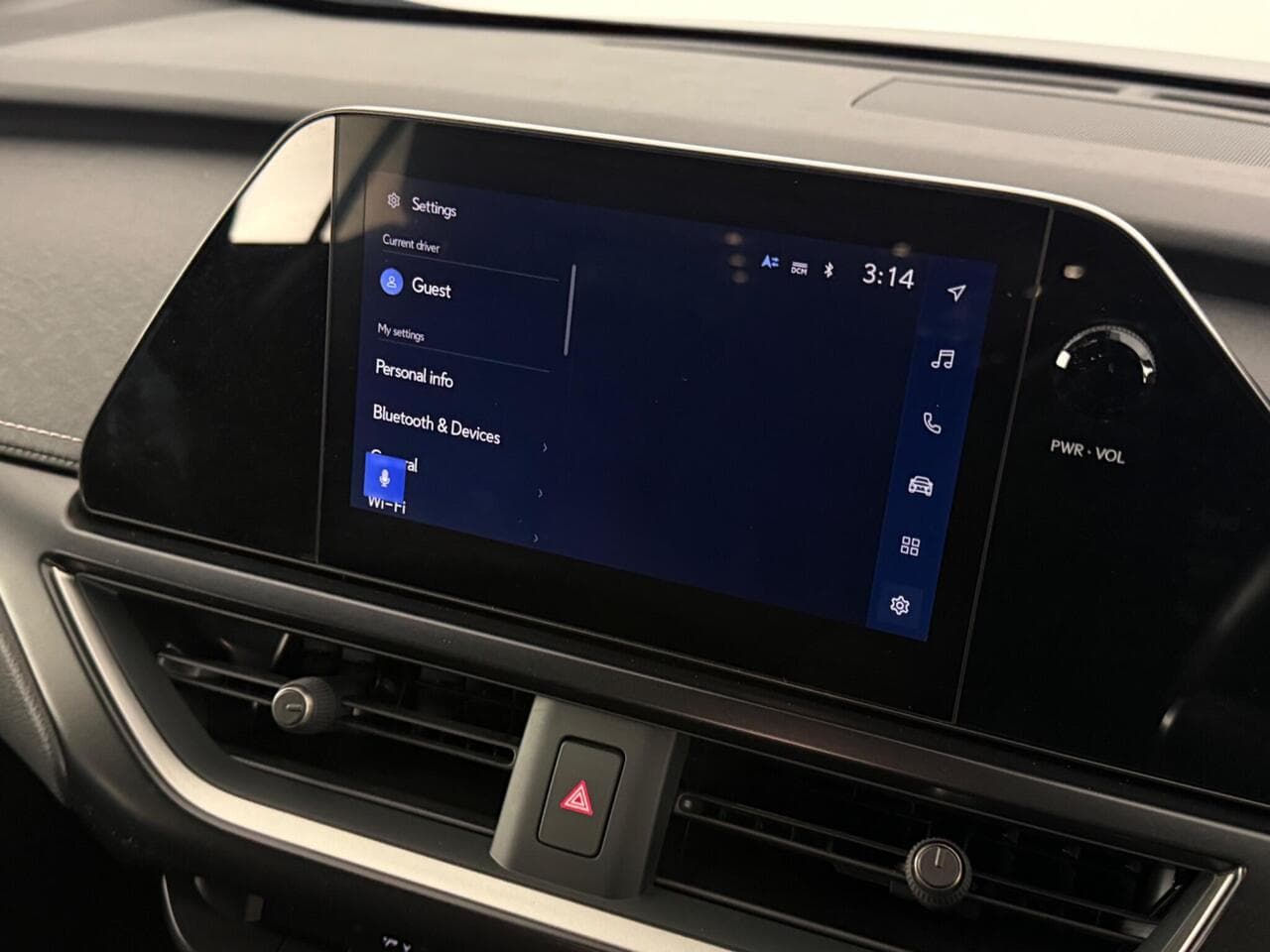 Lexus UX thumbnail Infotainment System