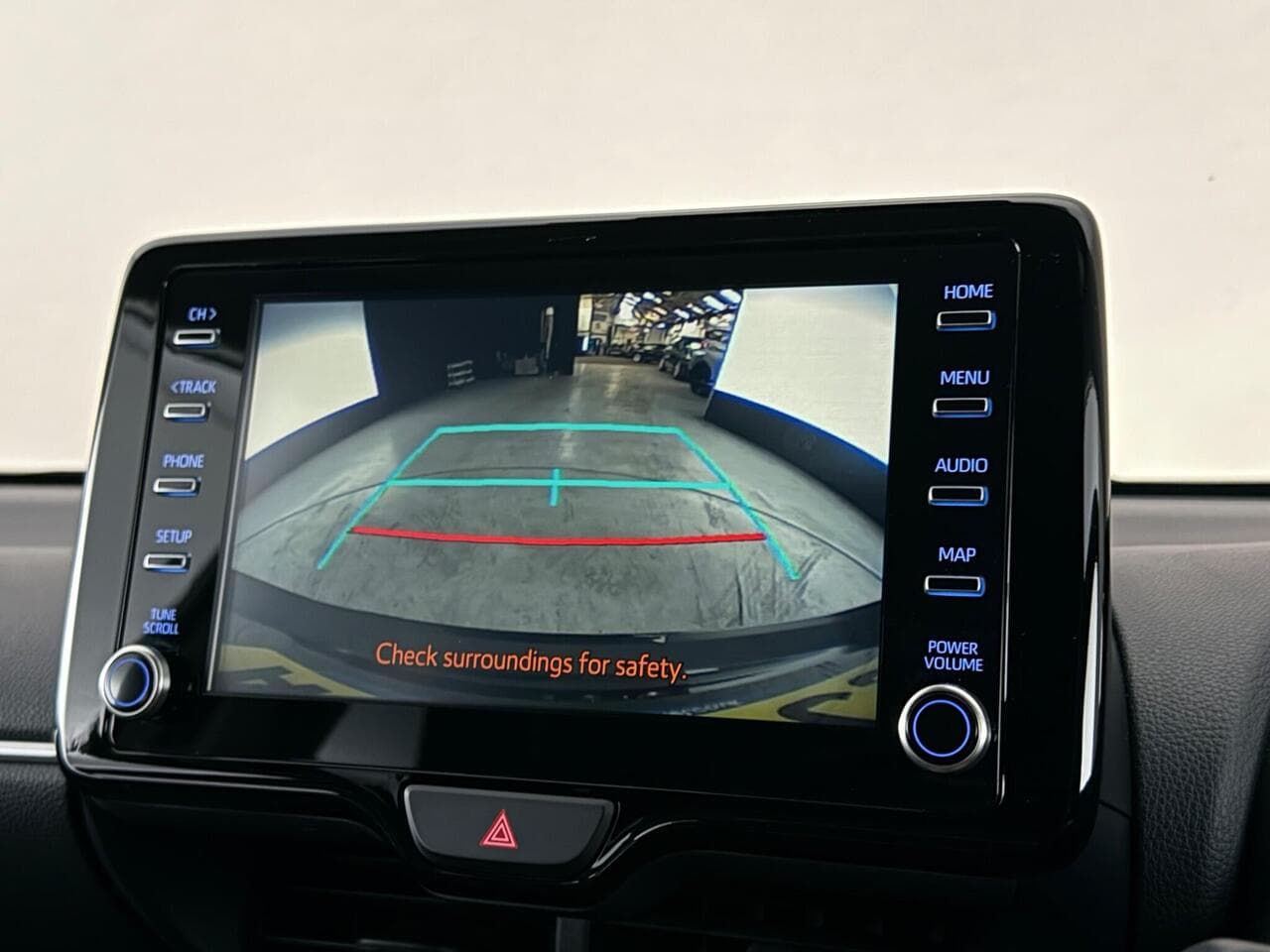 Toyota Yaris thumbnail Infotainment System