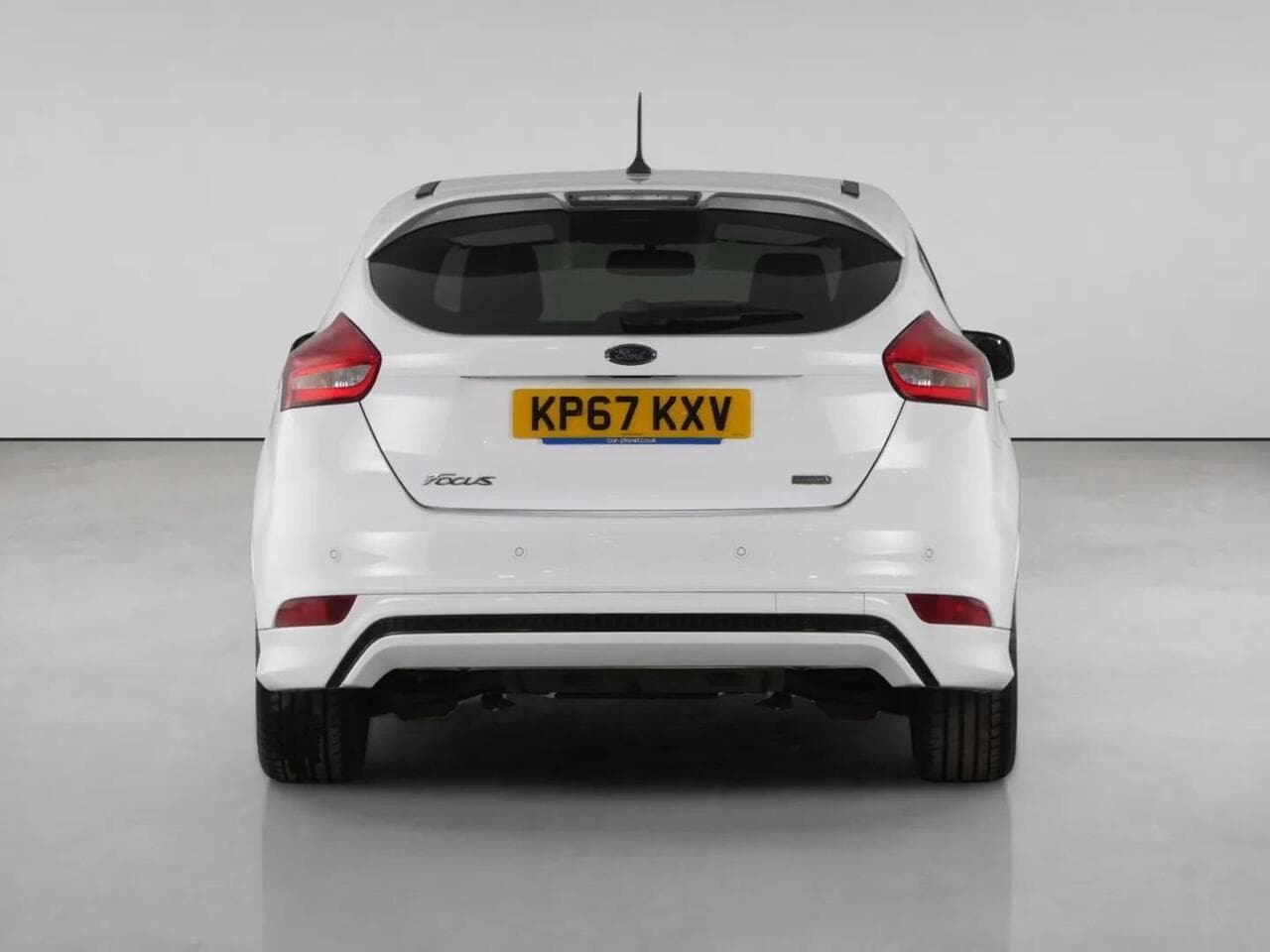 Ford Focus thumbnail Rear