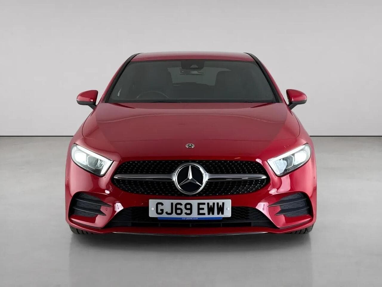 Mercedes-Benz A Class thumbnail Front