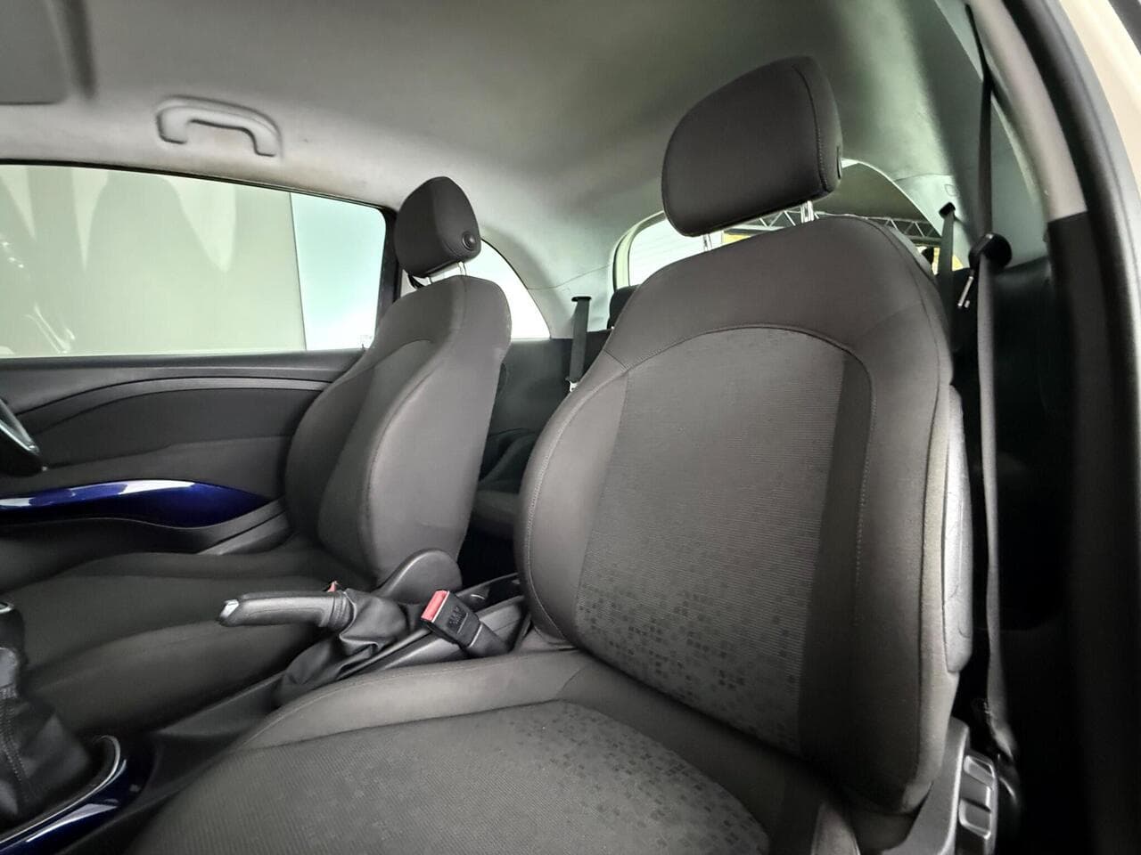 Vauxhall ADAM thumbnail Seat Front Passenger