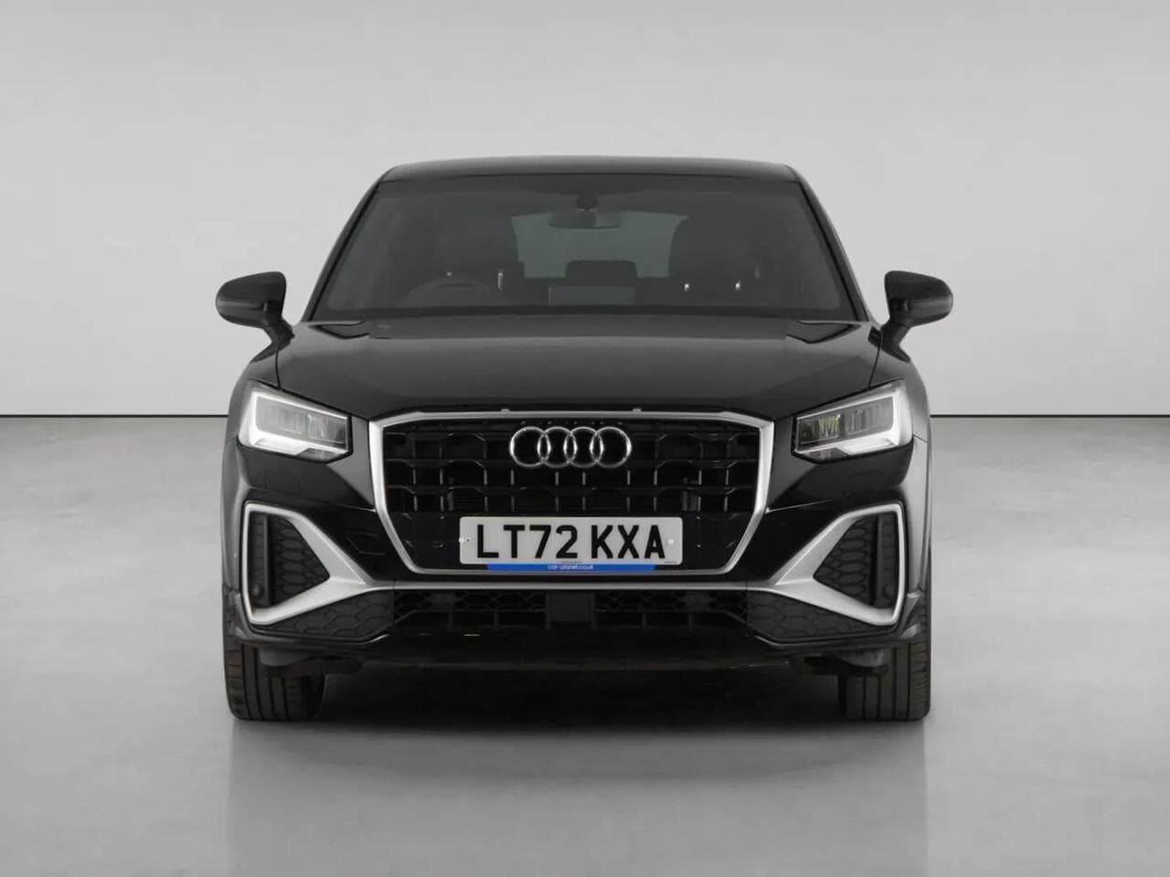 Audi Q2 thumbnail Front