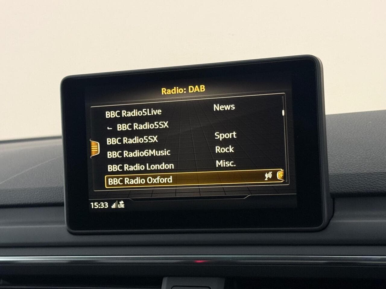 Audi A4 thumbnail Infotainment System