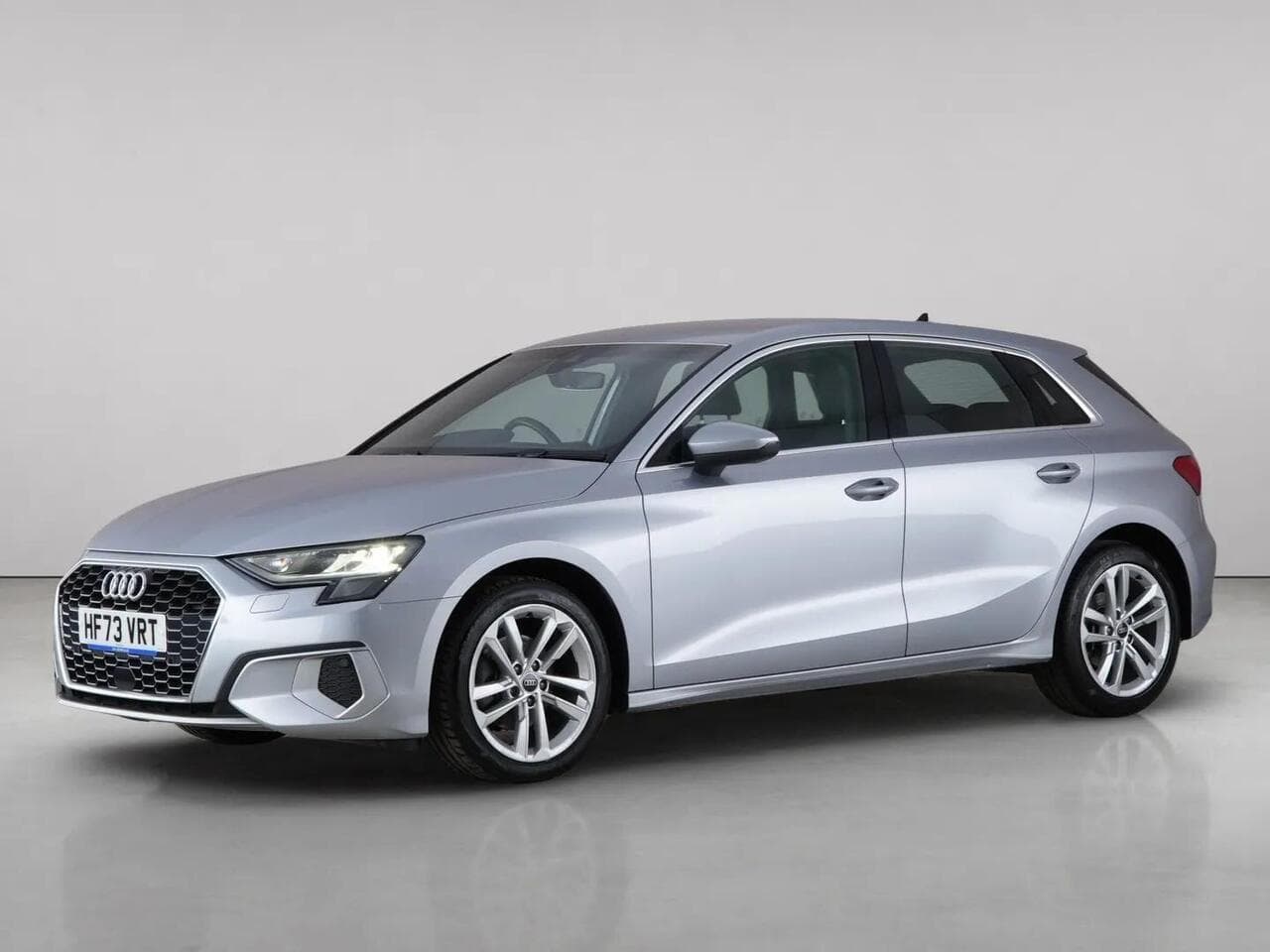 Audi A3 thumbnail Front Left