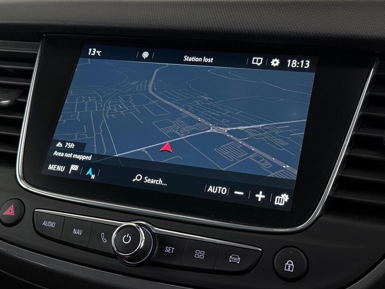 Vauxhall Crossland thumbnail Infotainment System