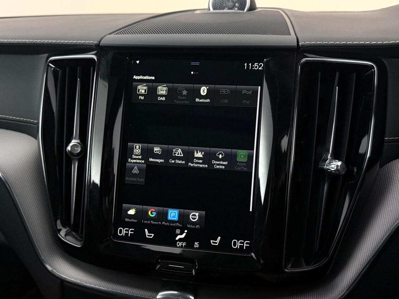 Volvo XC60 thumbnail Infotainment System