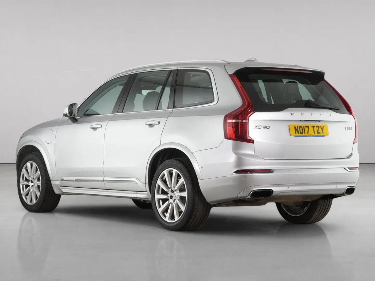 Volvo XC90 thumbnail Rear Left