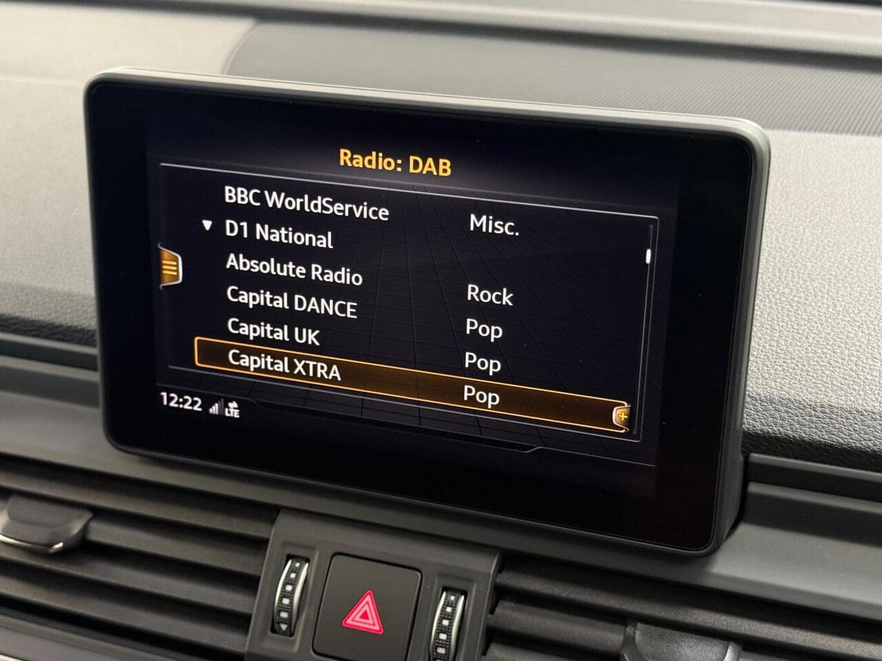 Audi Q5 thumbnail Infotainment System