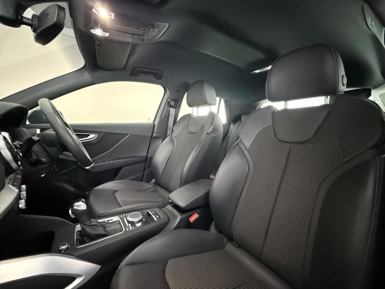 Audi Q2 thumbnail Seat Front Passenger
