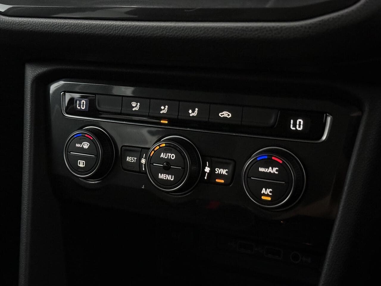 Volkswagen Tiguan Allspace thumbnail Misc Controls