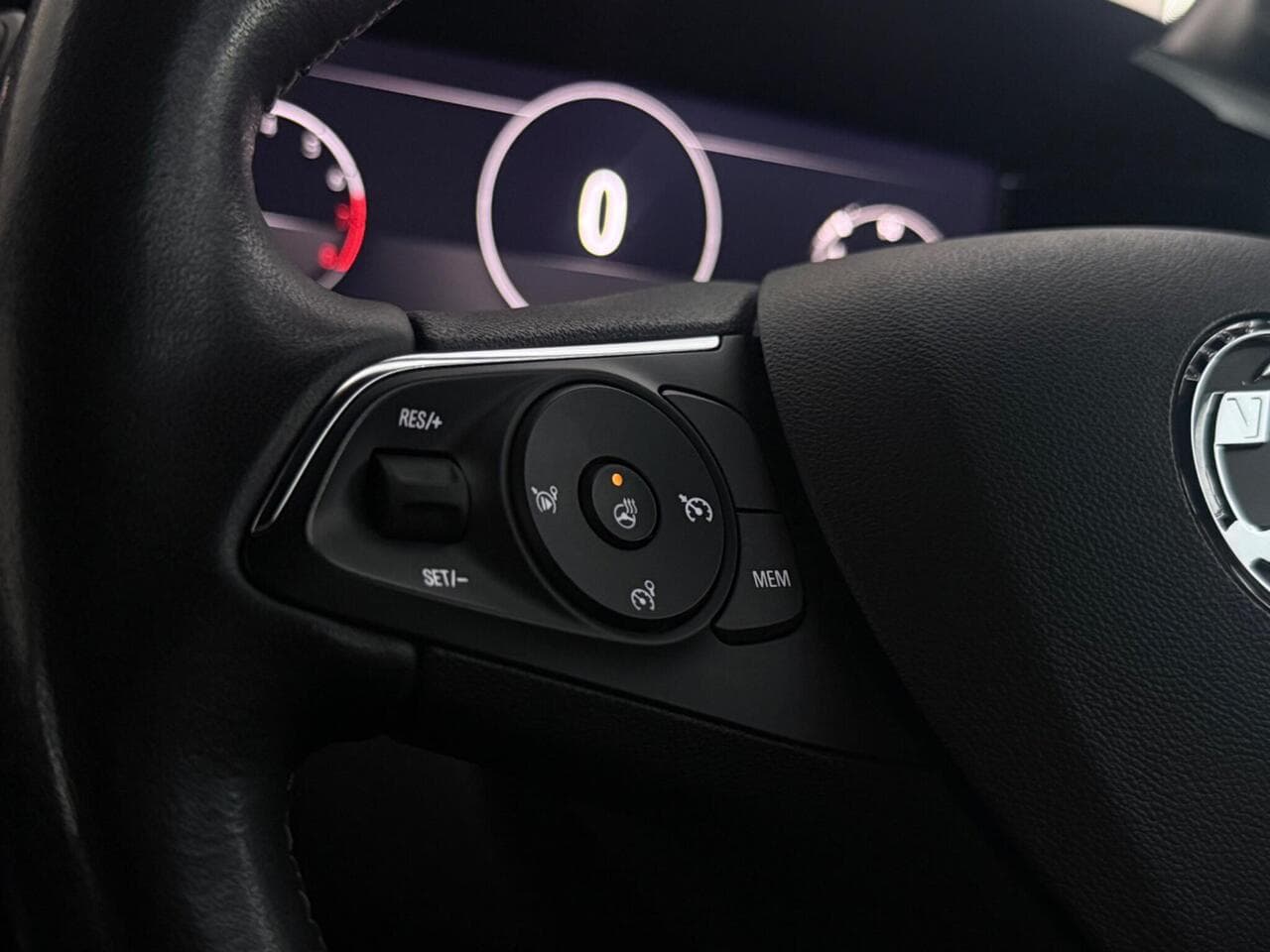 Vauxhall Mokka thumbnail Misc Controls