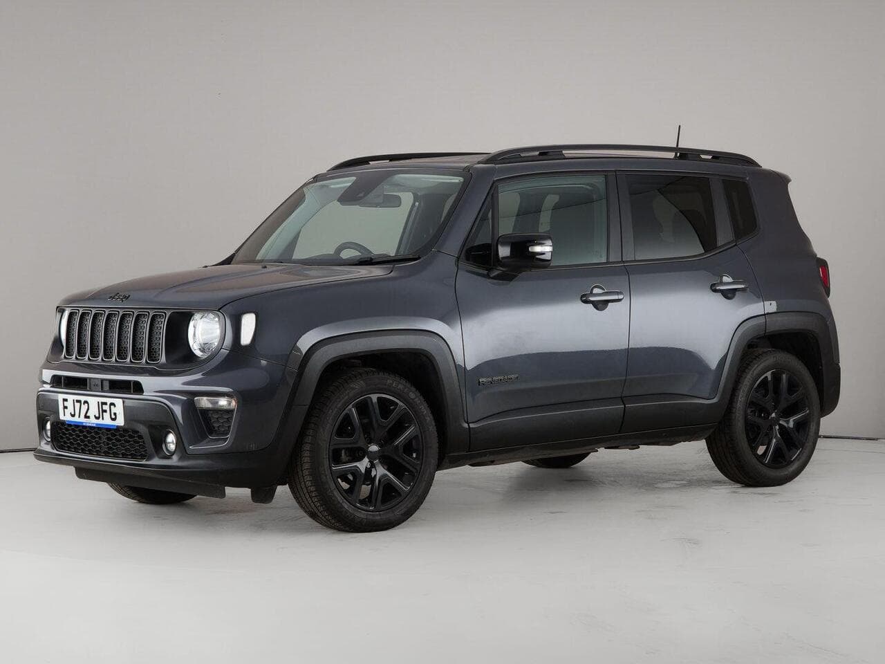 Jeep Renegade thumbnail Front Left
