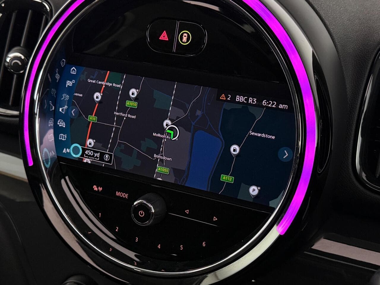 MINI Countryman thumbnail Infotainment System