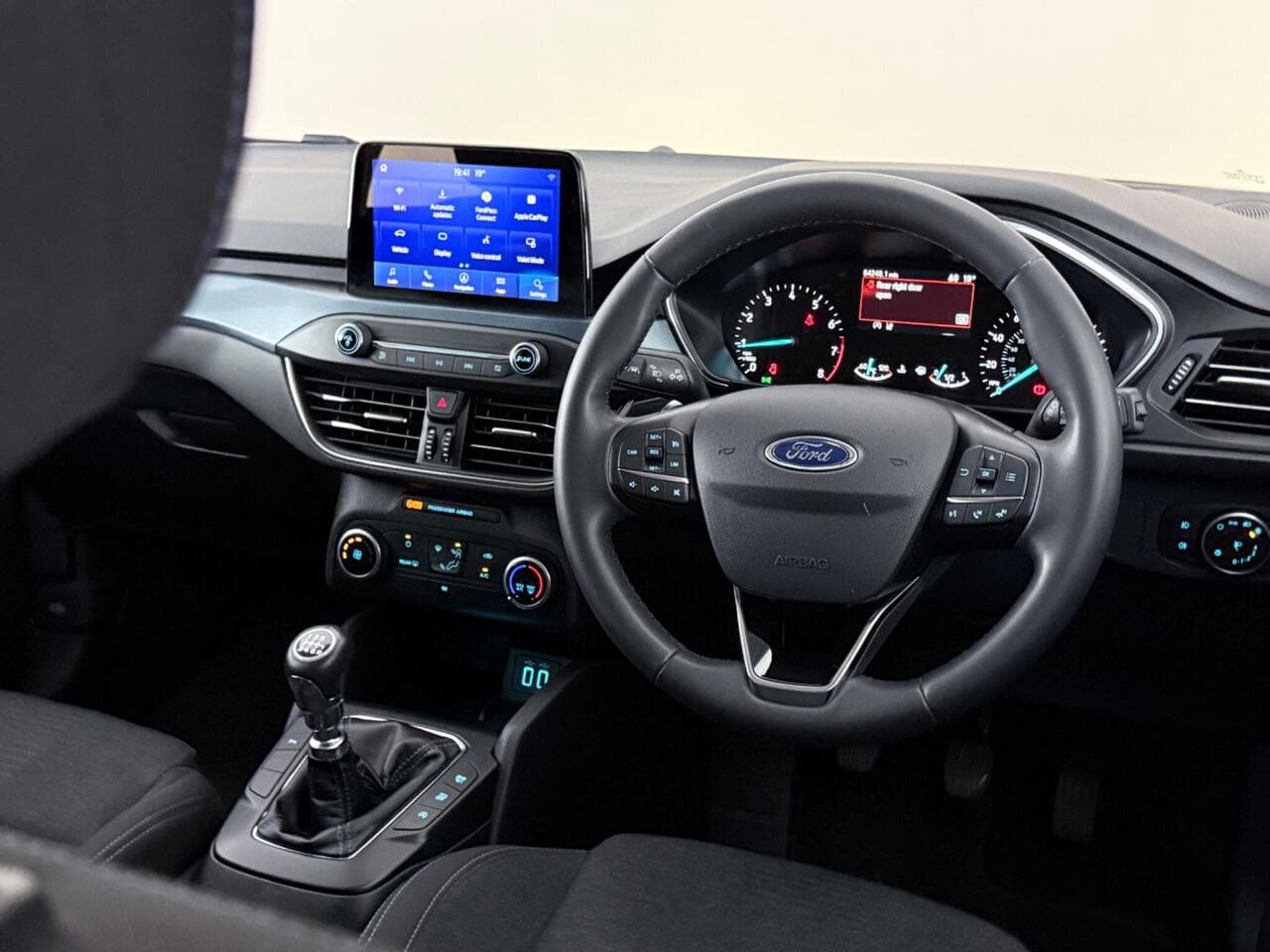 Ford Focus thumbnail Steering Wheel