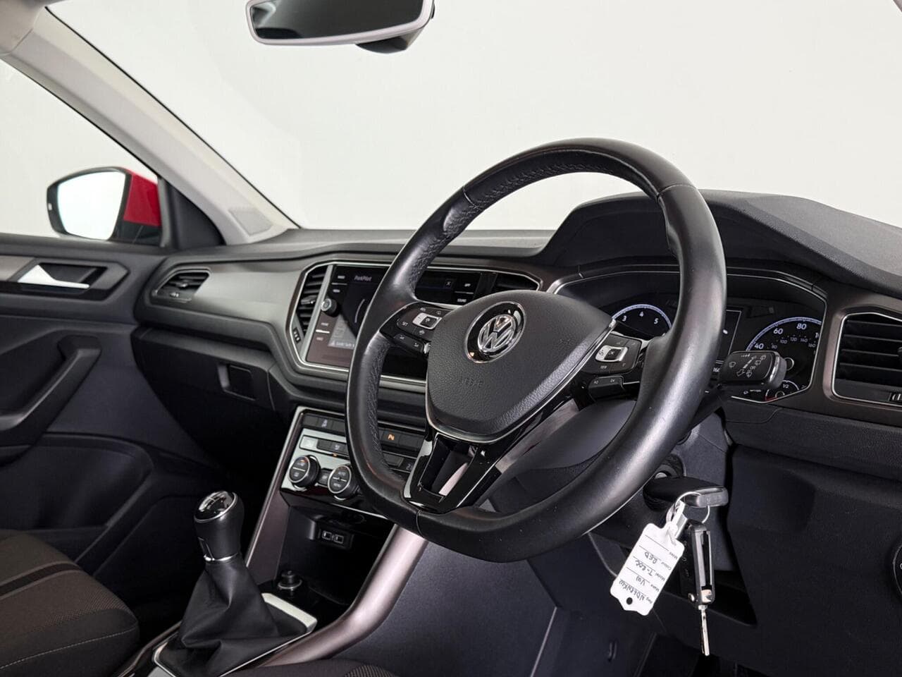 Volkswagen T-Roc thumbnail Interior Front