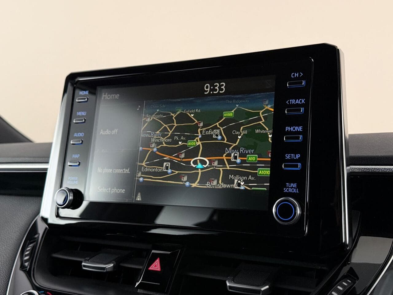 Toyota Corolla thumbnail Infotainment System