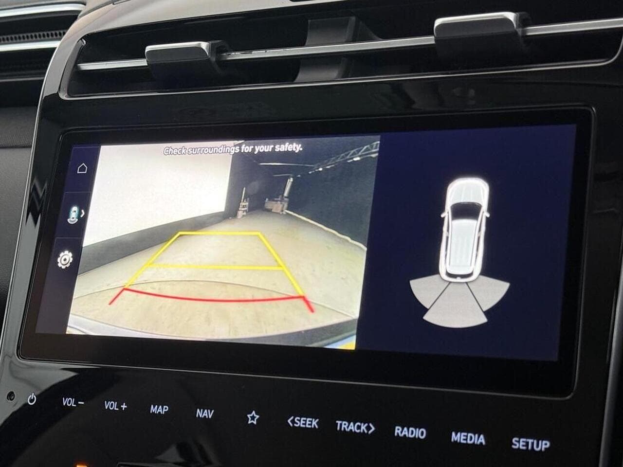 Hyundai TUCSON thumbnail Infotainment System