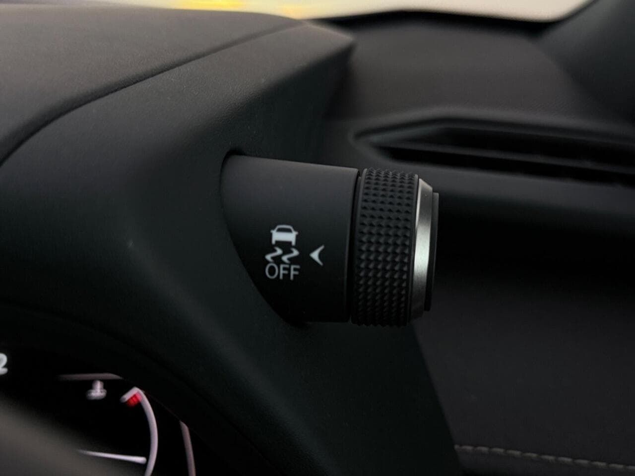 Lexus UX thumbnail Misc Controls