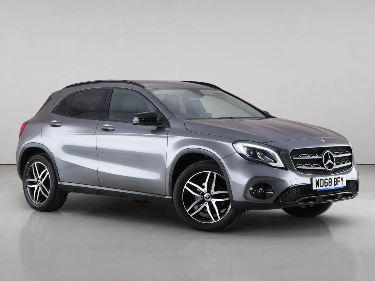 Mercedes-Benz GLA - Mercedes-Benz GLA 1.6 GLA180 Urban Edition 7G-DCT Euro 6 (s/s) 5dr