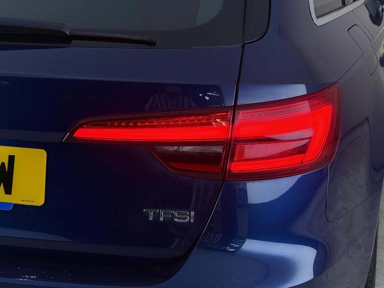 Audi A4 Avant thumbnail Lights Rear