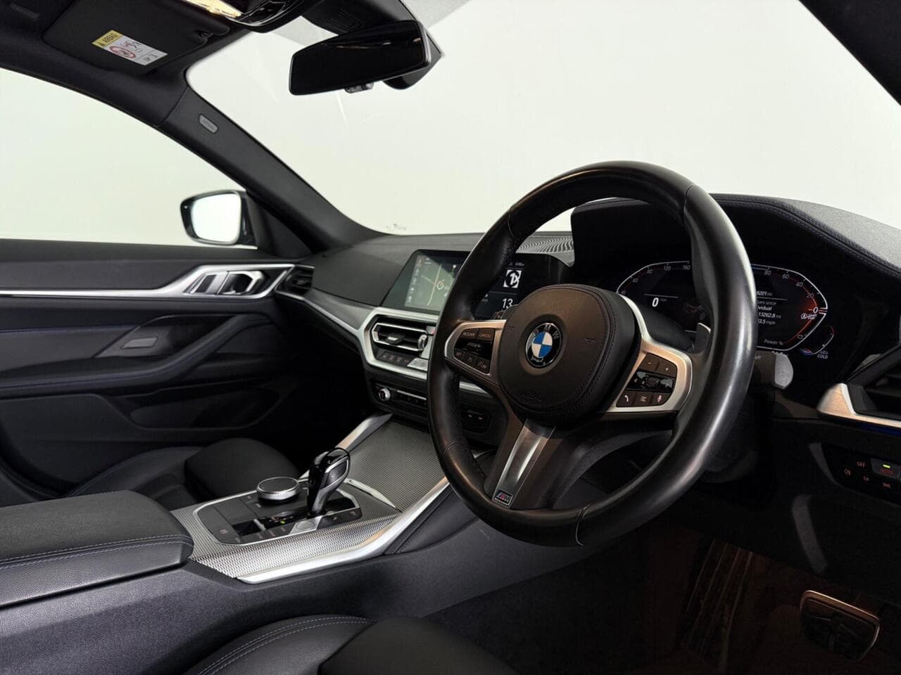 BMW 4 Series Gran Coupe thumbnail Interior Front