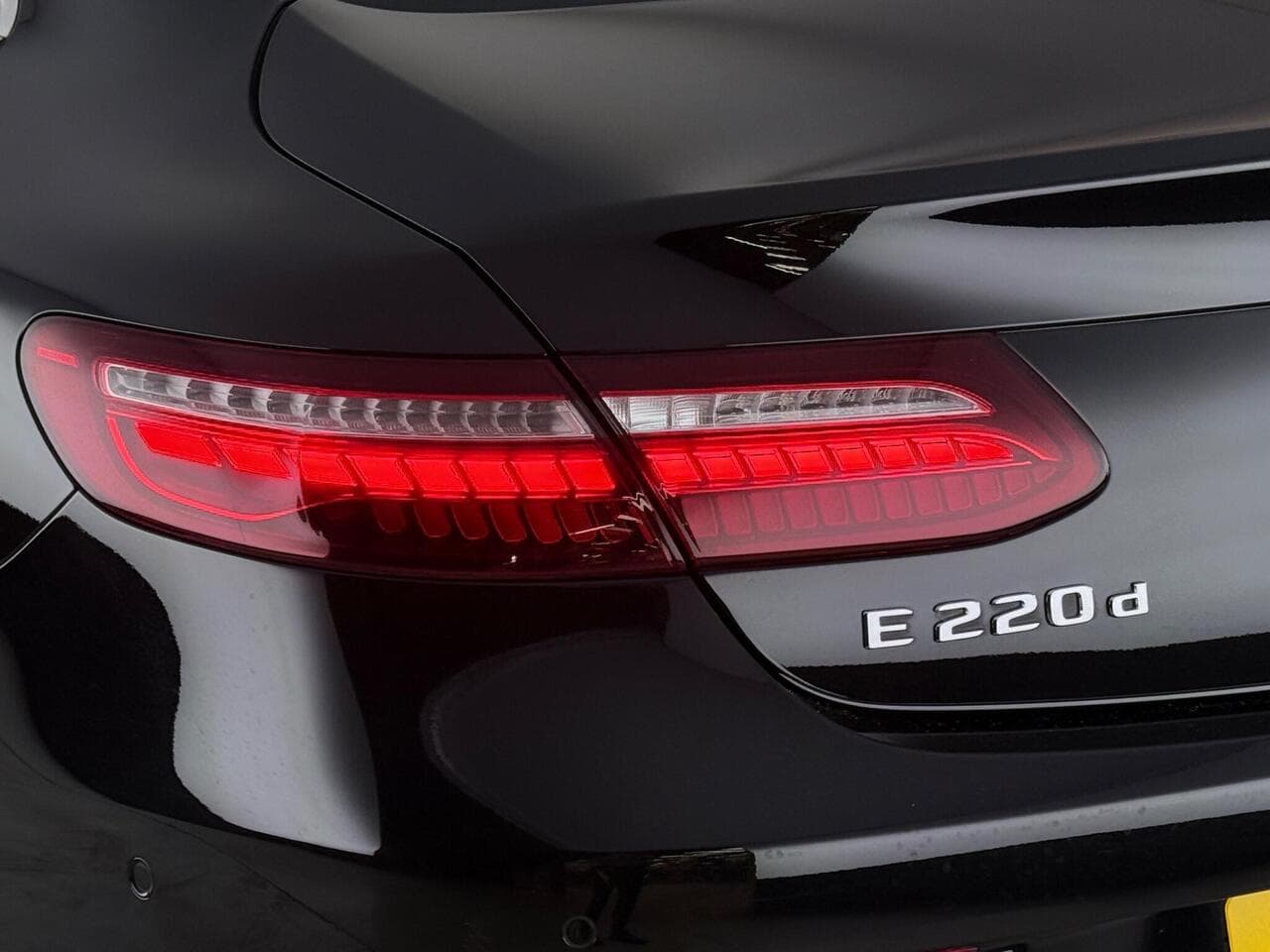 Mercedes-Benz E Class thumbnail Lights Rear