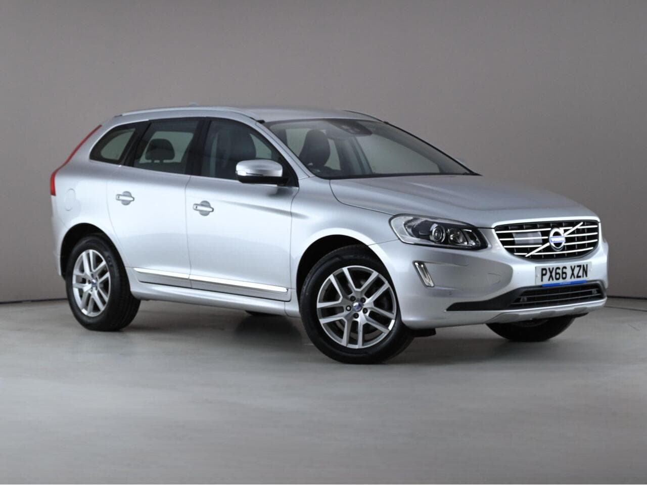 Volvo XC60 - Volvo XC60 2.0 D4 SE Lux Nav Euro 6 (s/s) 5dr
