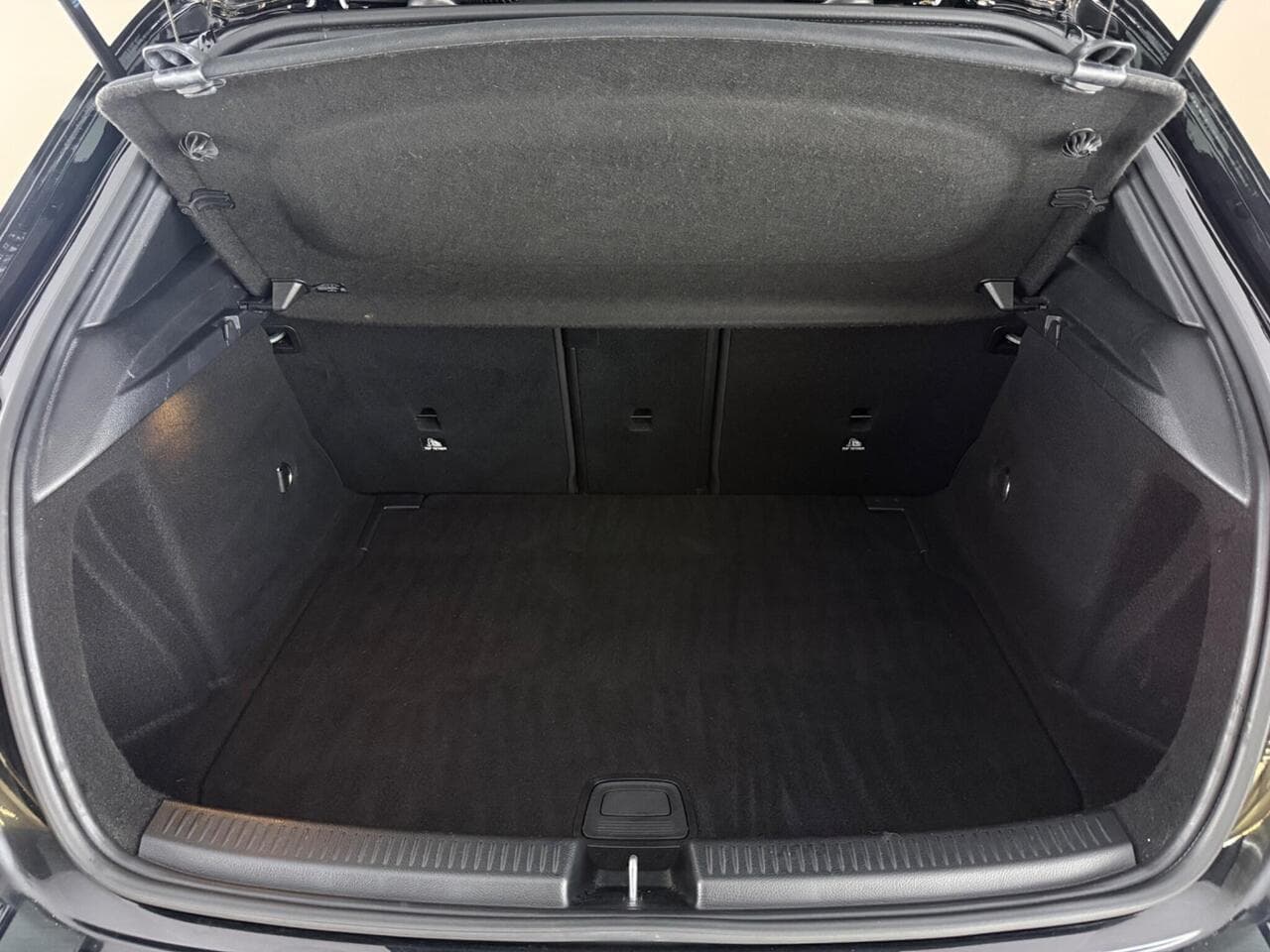 Mercedes-Benz A Class thumbnail Boot