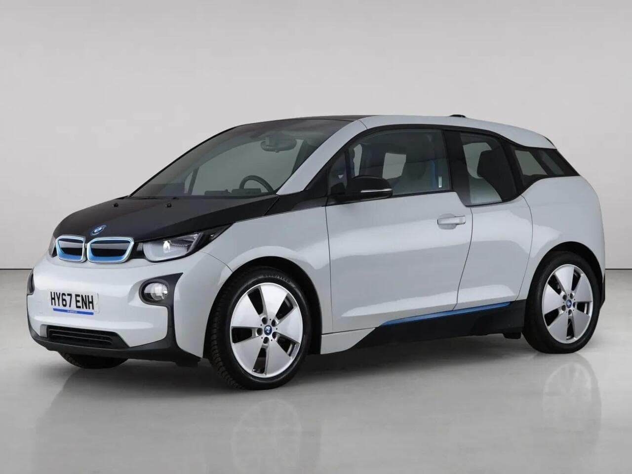 BMW i3 thumbnail Front Left