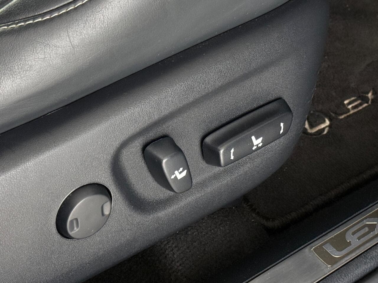 Lexus NX thumbnail Misc Controls