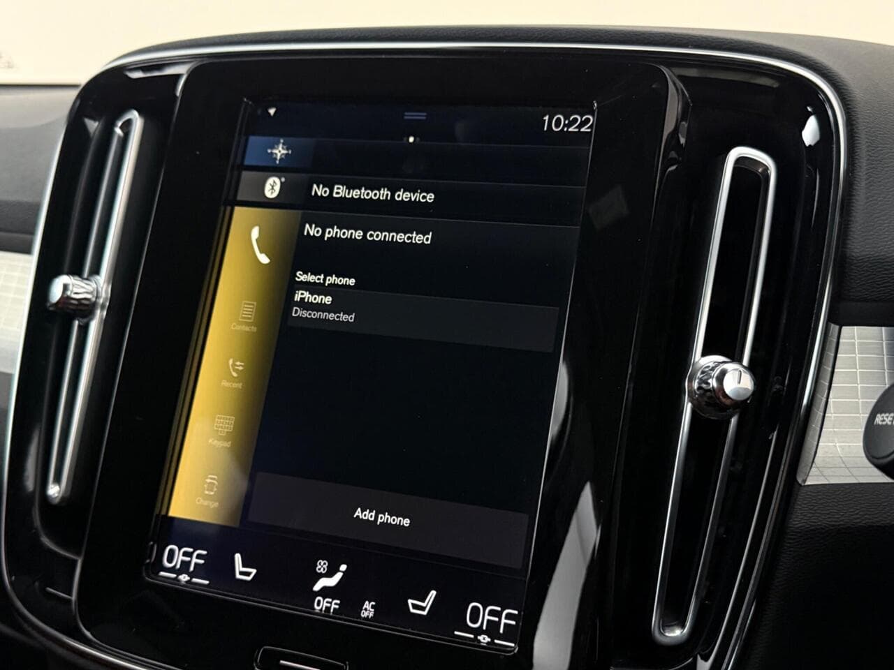 Volvo XC40 thumbnail Infotainment System
