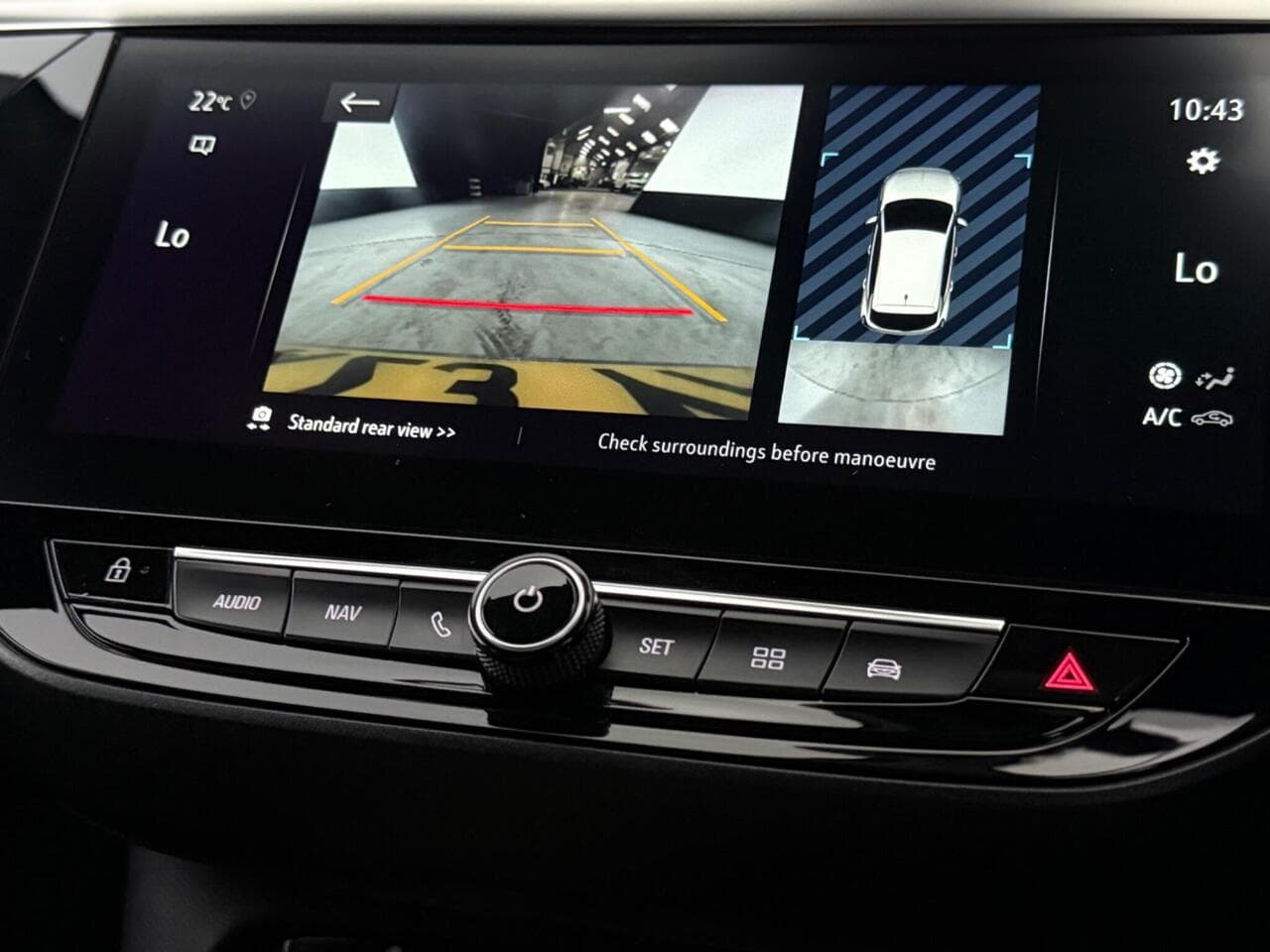 Vauxhall Corsa thumbnail Infotainment System